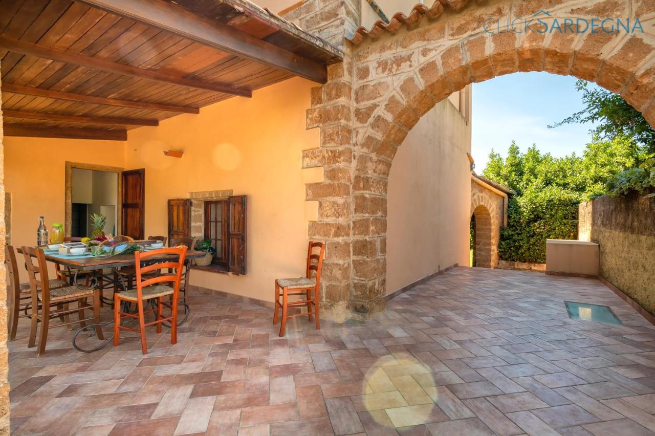 Villa Christiana Villa Del XV Secolo Con Piscina Ad Uso Esclusivo Alghero Ngoại thất bức ảnh