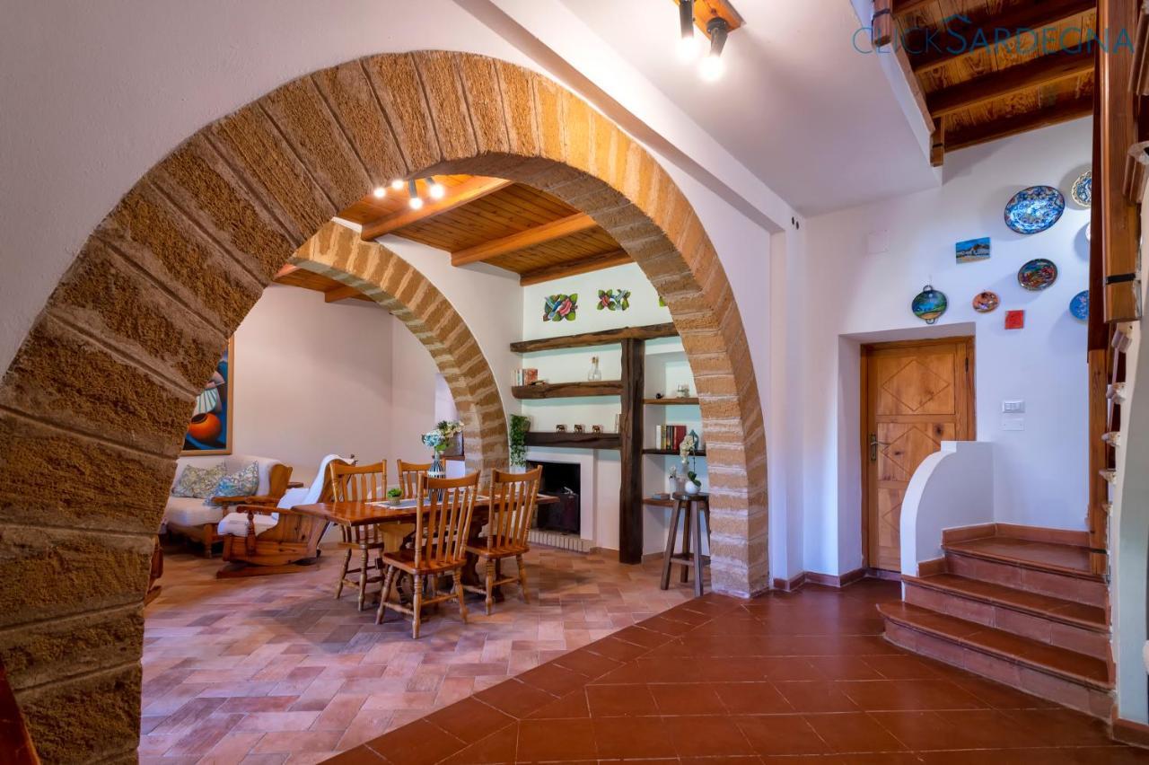 Villa Christiana Villa Del XV Secolo Con Piscina Ad Uso Esclusivo Alghero Ngoại thất bức ảnh
